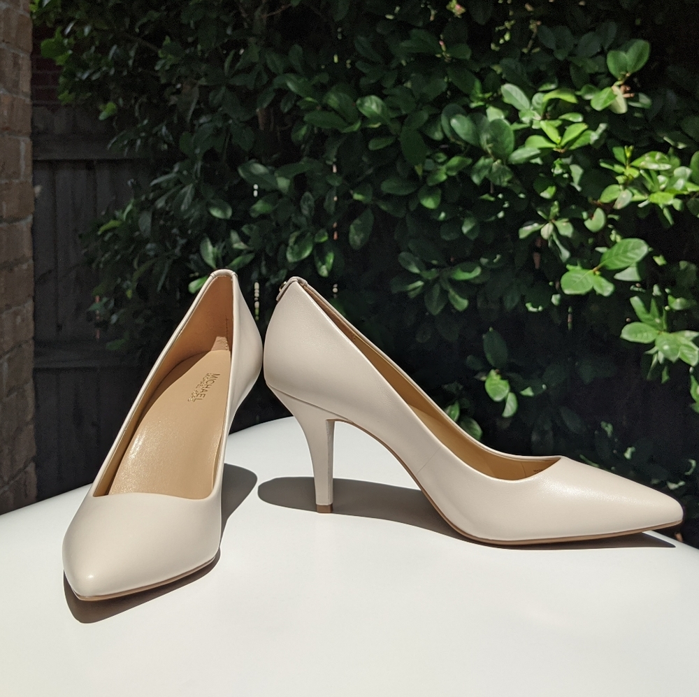 Michael Kors Flex Leather Kitten Heel Pumps - Nude